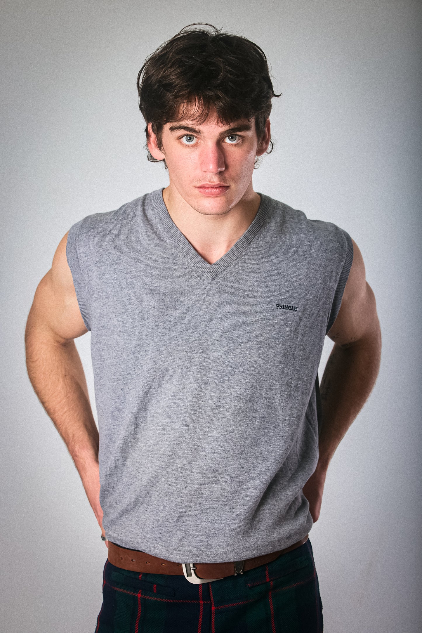 Pringle Sleeveless Knit – Heather Grey