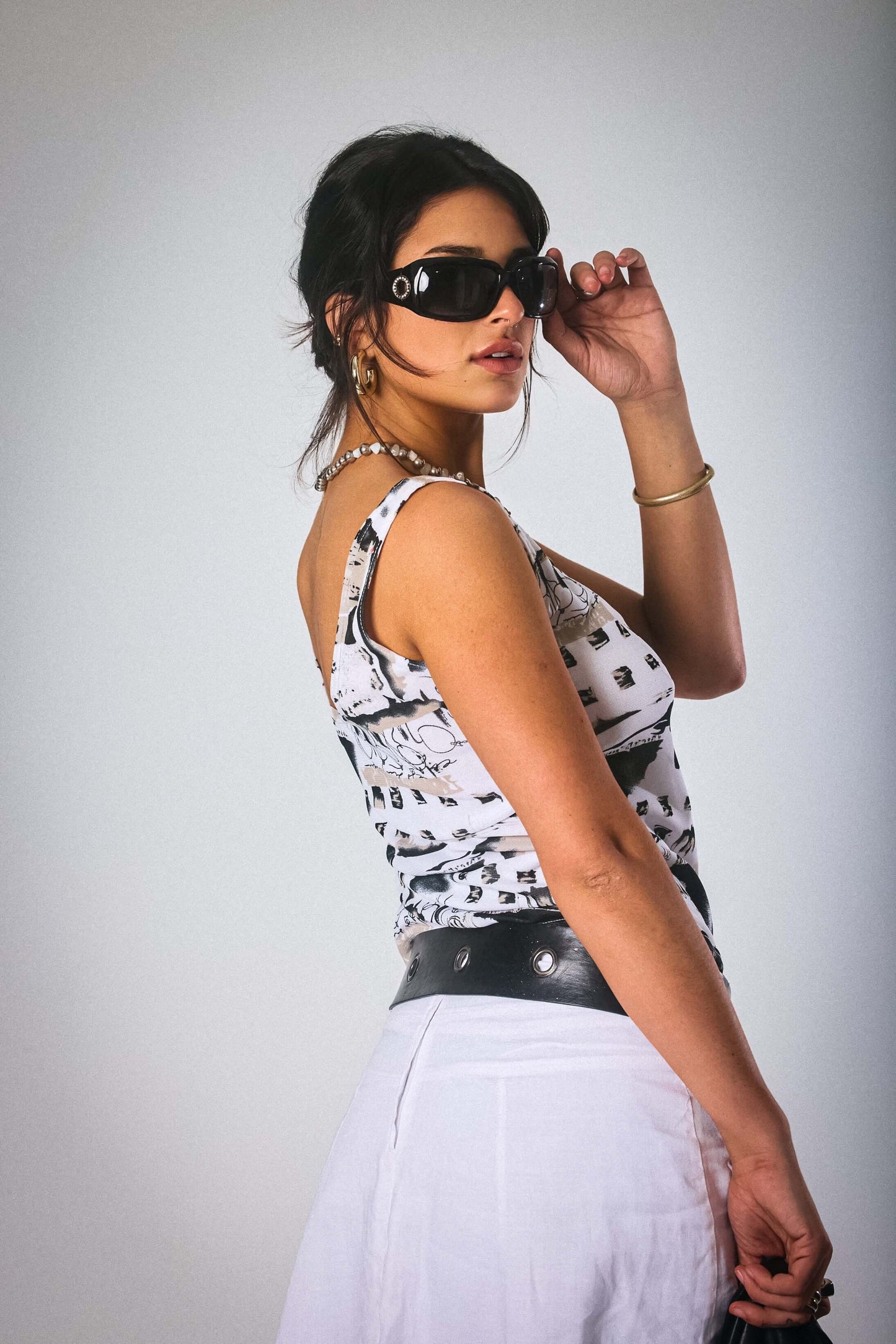 Graphic Motion Tank