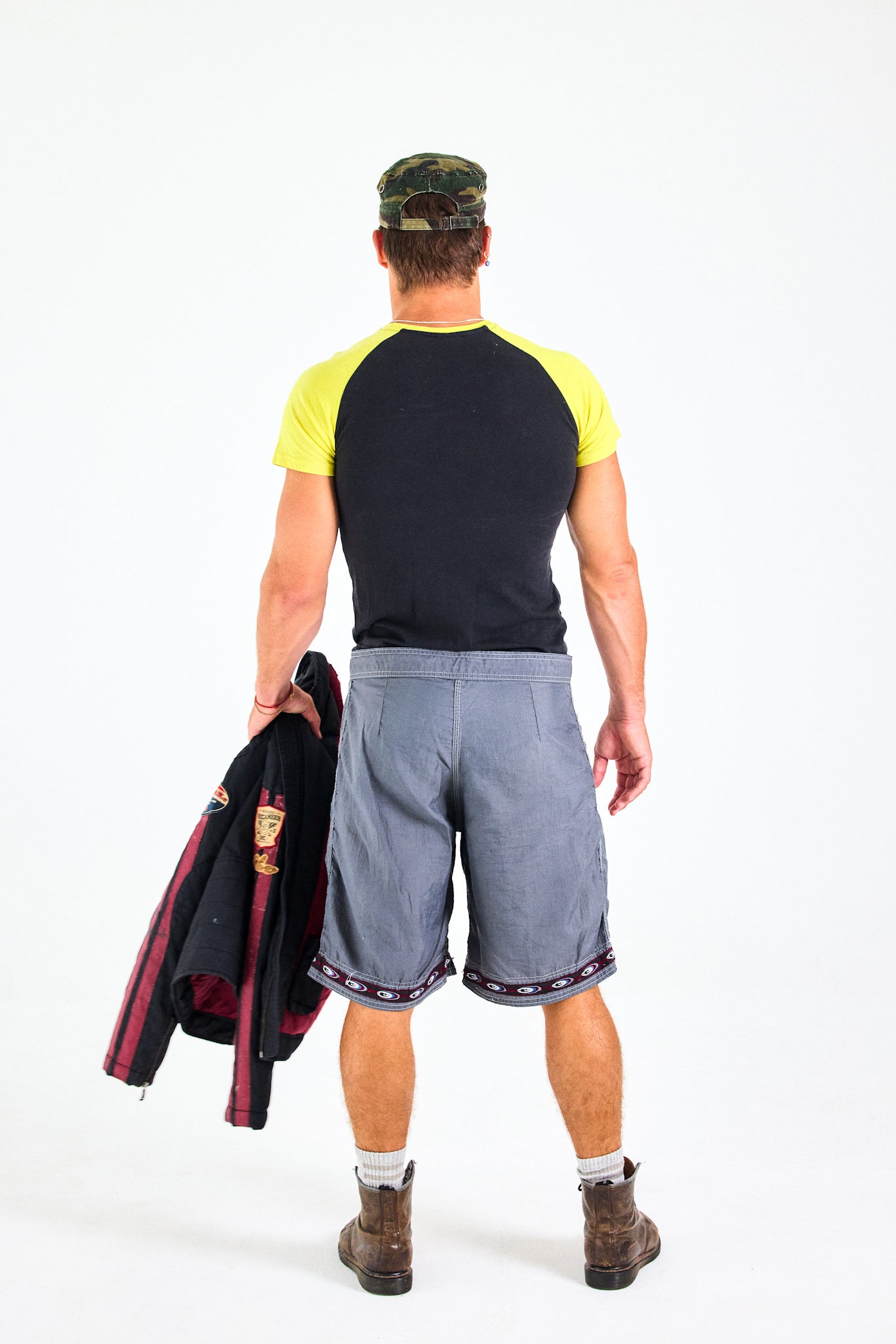 College boy crop T
