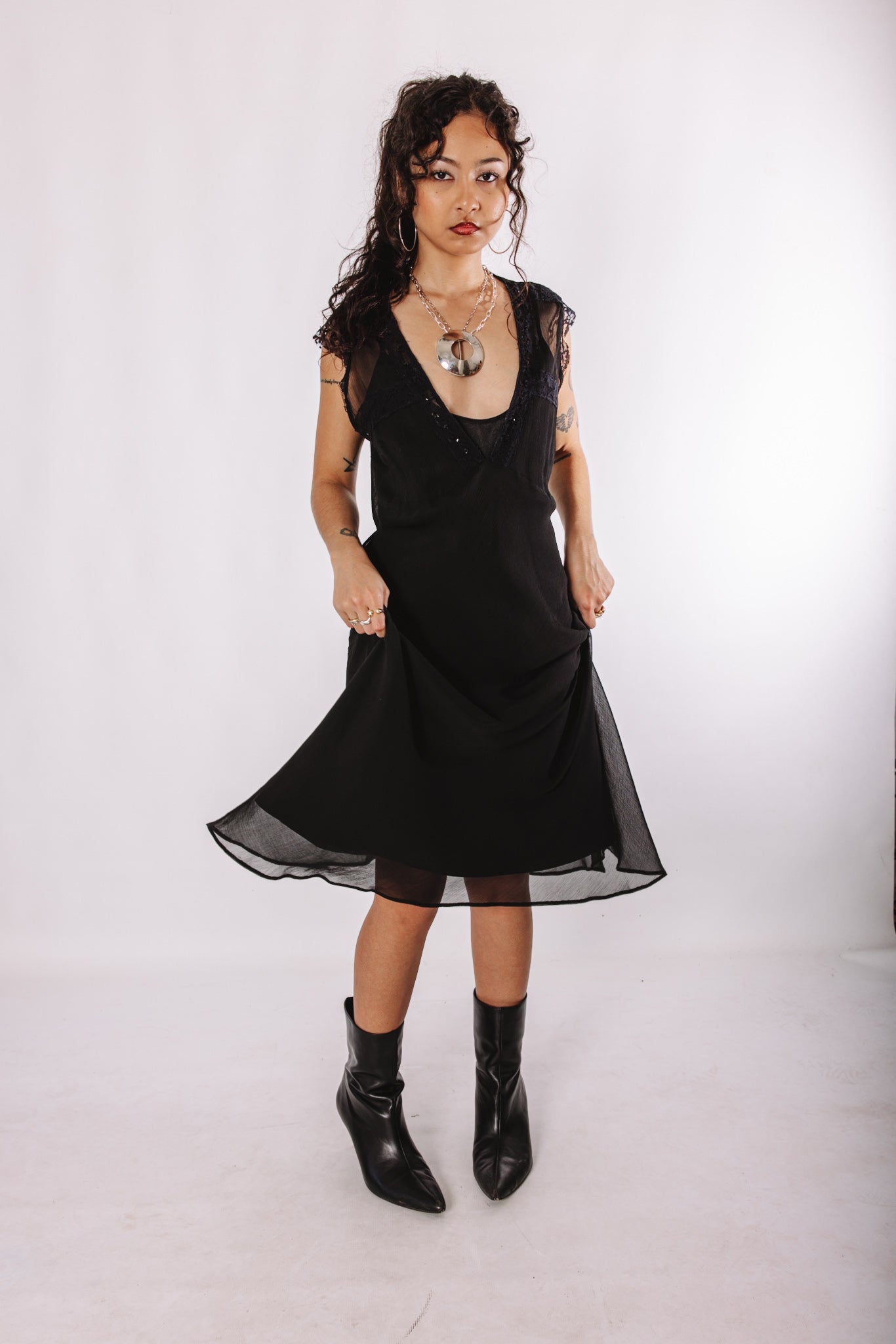 she back 90s dress