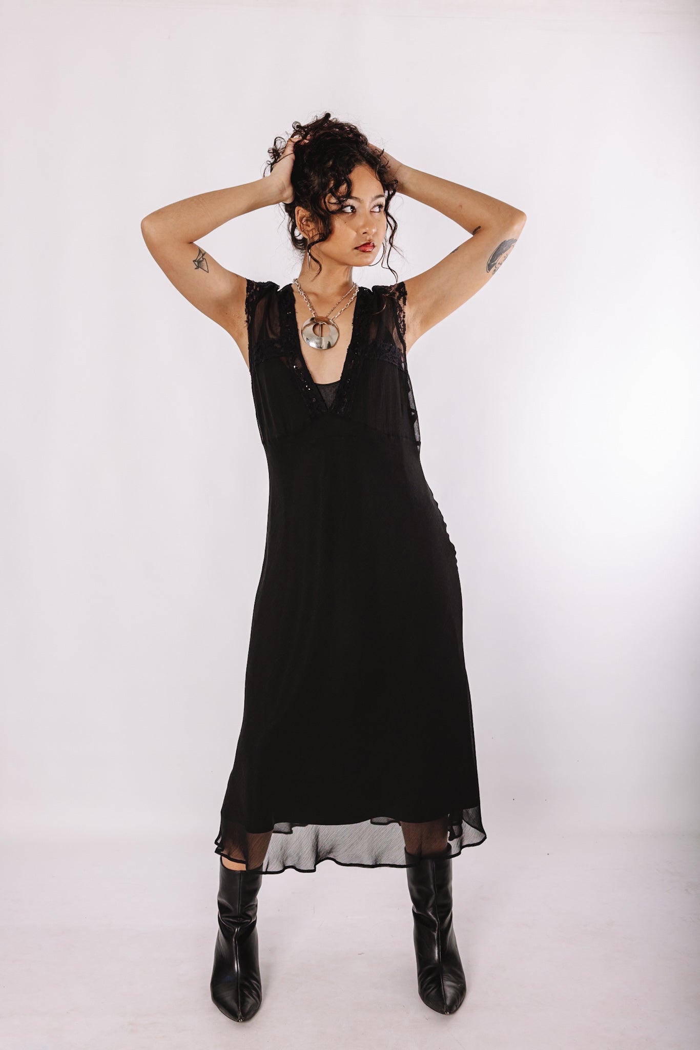 she back 90s dress